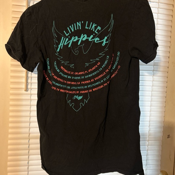 Gildan Black T‑Shirt with Turquoise Lettering - Picture 3 of 3